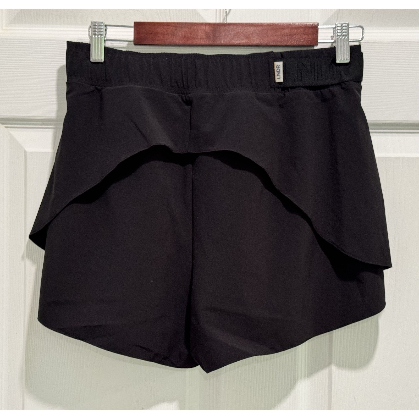 New Lndr Black The Fly Short Women's Size Small — image 4 of 7